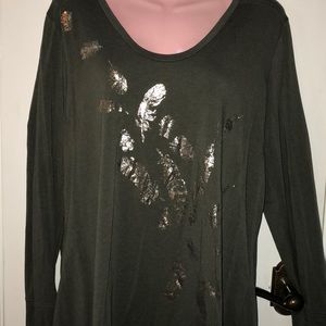 a.n.a size XL long sleeved army green tee shirt